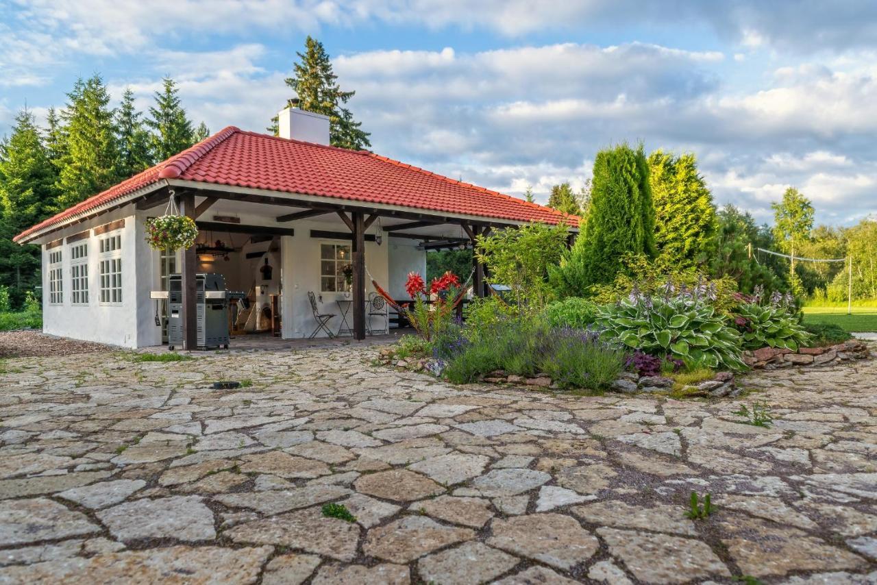 Vila Sambliku Treehouse Jogisoo Exteriér fotografie